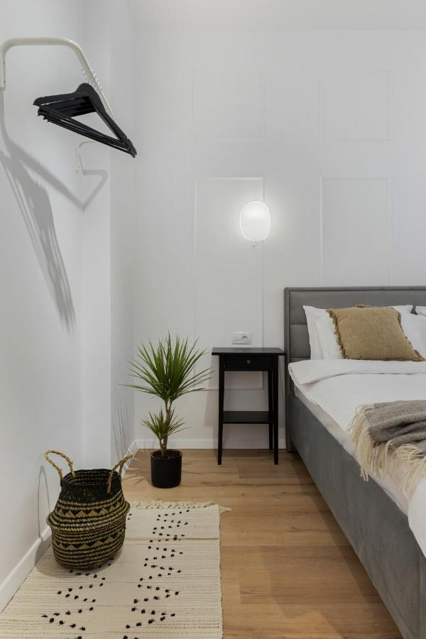 Vd Boutique Apartments No 2 Bucharest Exterior photo